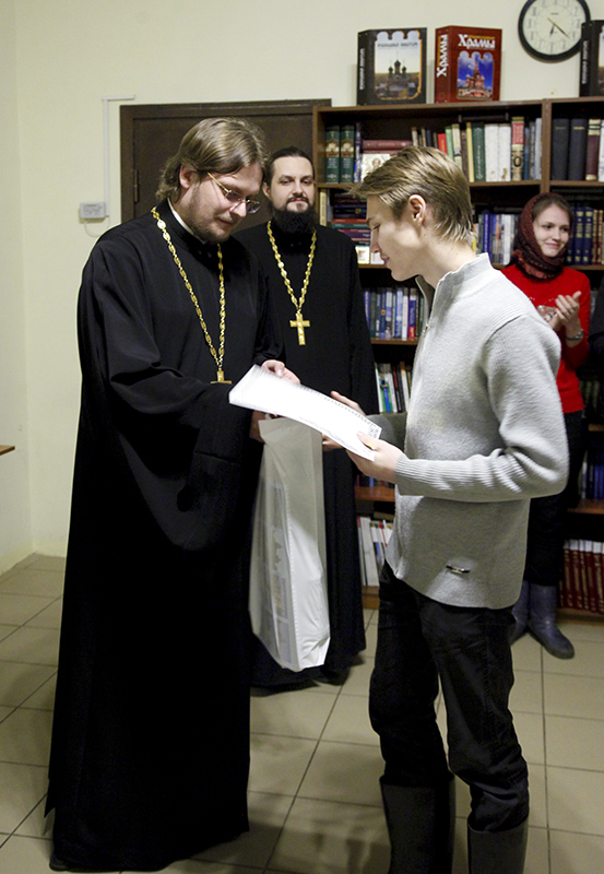 024_2016_3_7_14_25_35_113580169