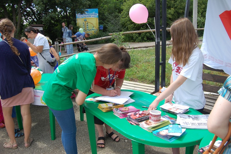 009_2016_7_11_12_46_37_1849613537