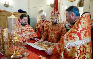 Благочинный сослужил митрополиту Саратовскому и Вольскому Игнатию Божественную литургию в храме святых равноапостольных Мефодия и Кирилла при Саратовском государственном университете имени Н.Г. Чернышевского.